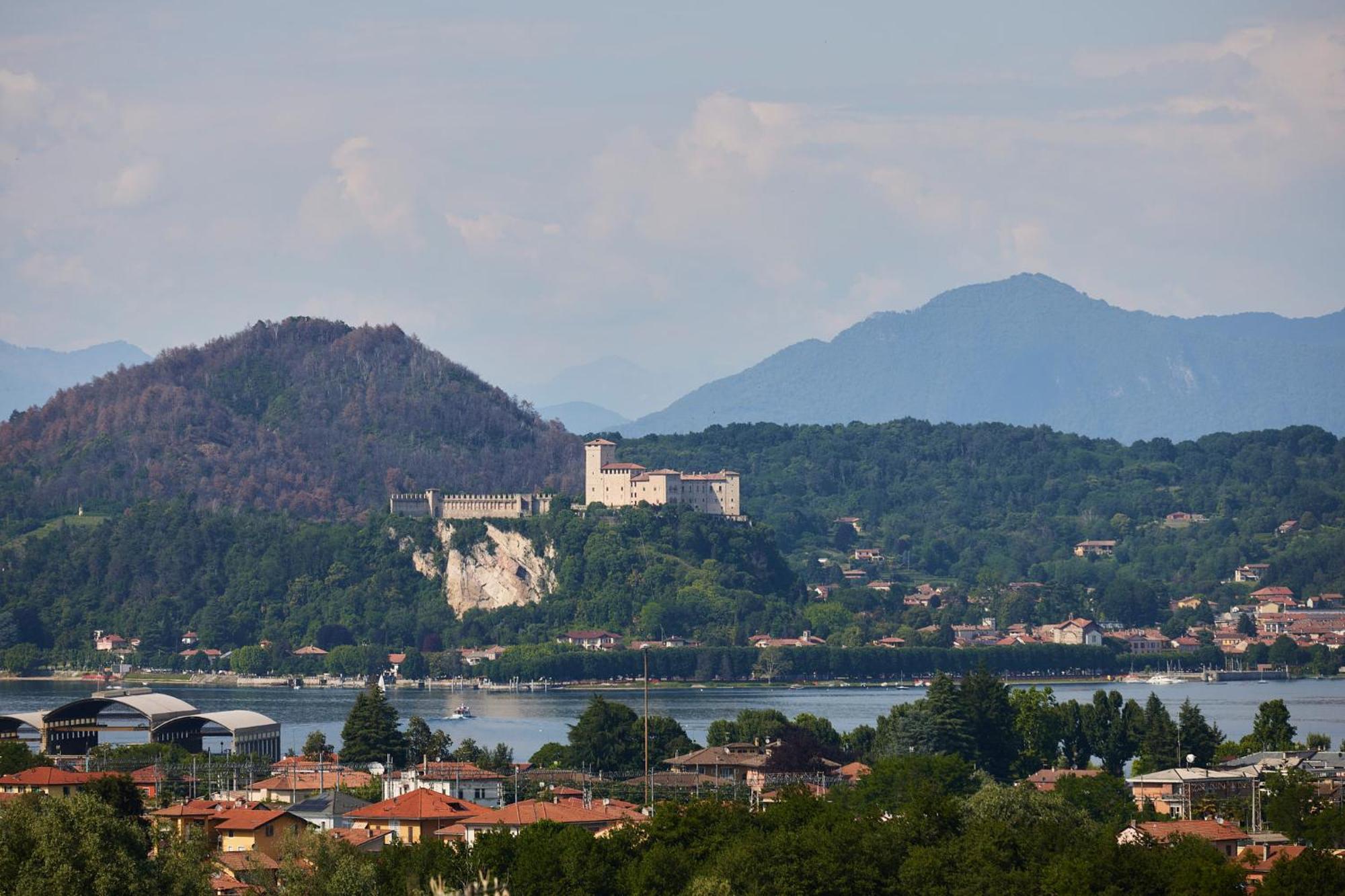 Casa Ierardi - Appartamento Arona Bellavista Экстерьер фото